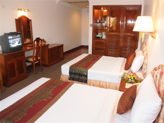 http://img.modetour.co.kr/eagle/photoimg/22376/Bfile/CityAngkorhotelRm.jpg